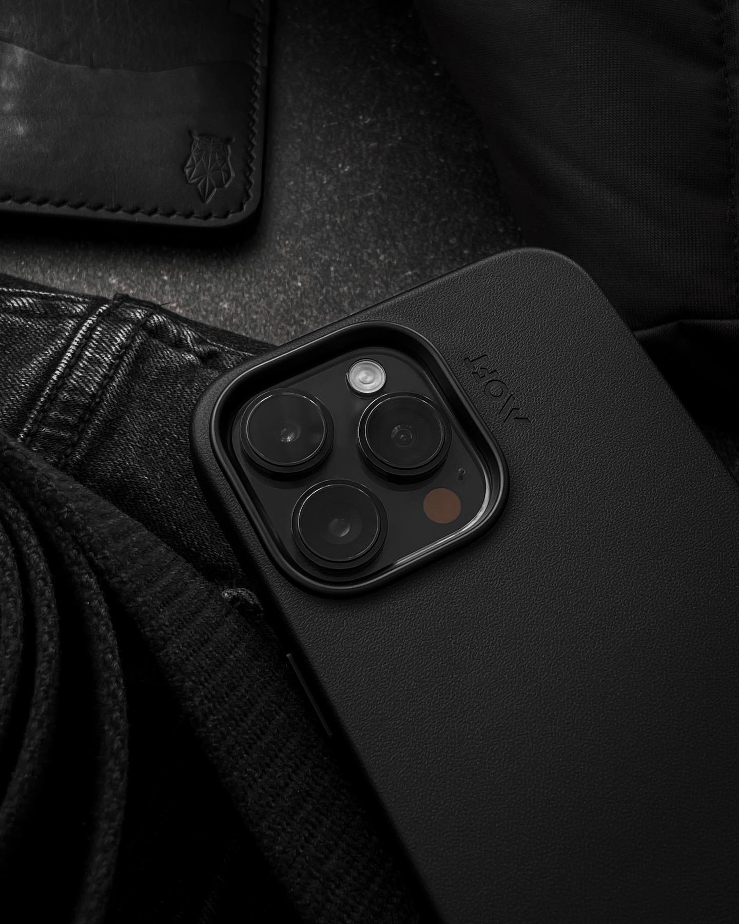 Moft Snap Case MOVAS™ - etui z Magsafe
